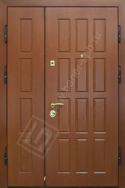 Тамбурная металлическая дверь (МДФ)